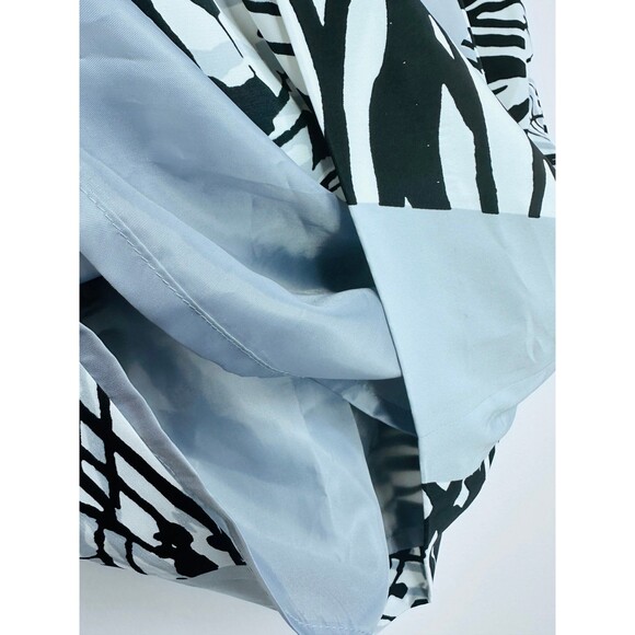 Ellen Tracy Women’s Size 2 Skirt Geometric Print Blue Black White Pockets clean - Picture 5 of 9